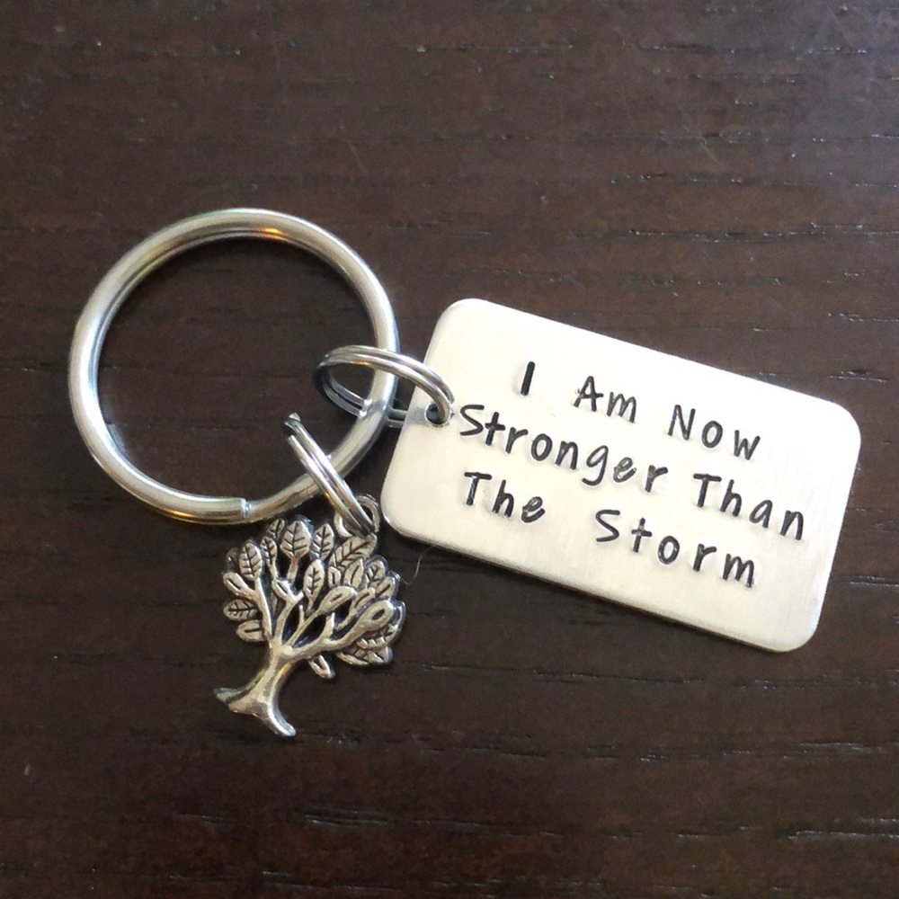 NWOT 🌟 I Am Stronger Than the Storm- keychain